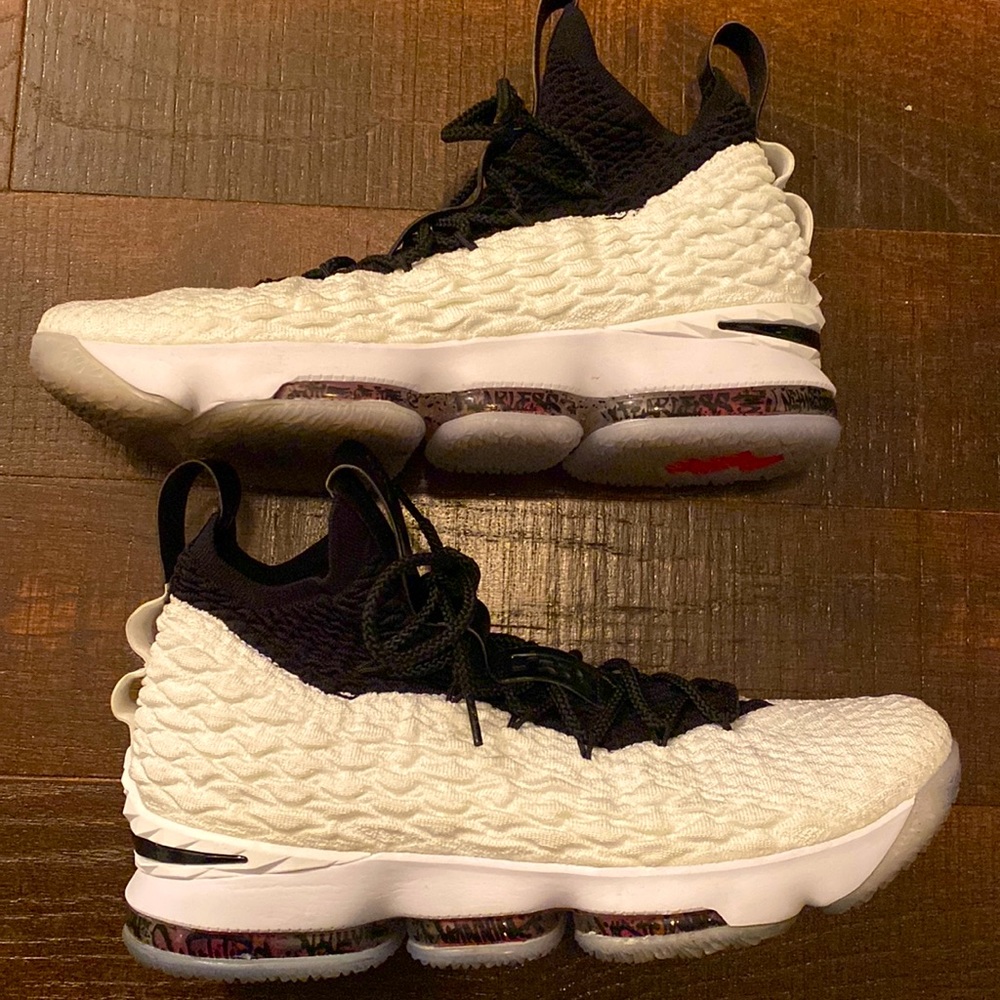 Lebron 15 ‘Graffiti’